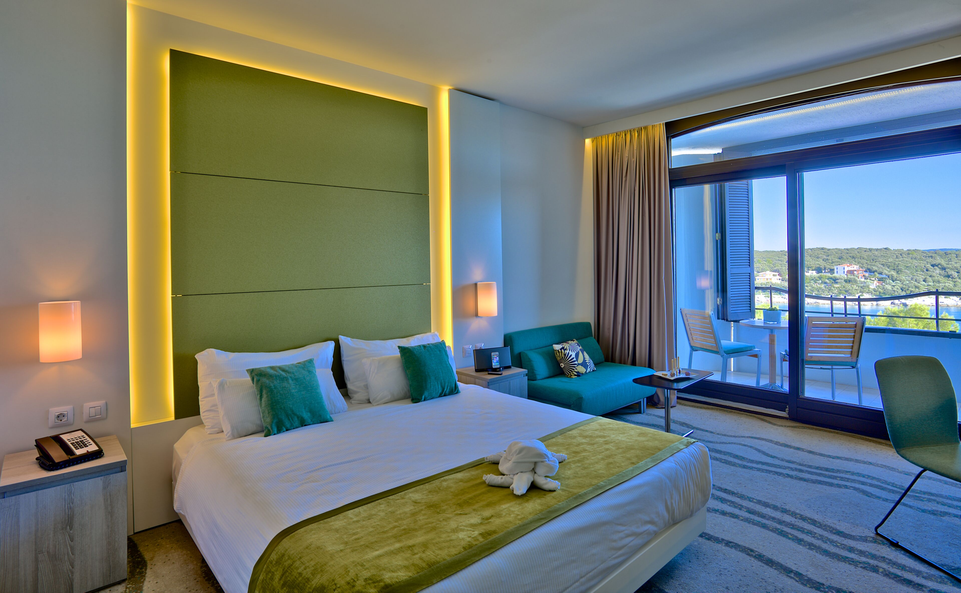 minibar, in-room safe, desk, free cots/infant beds