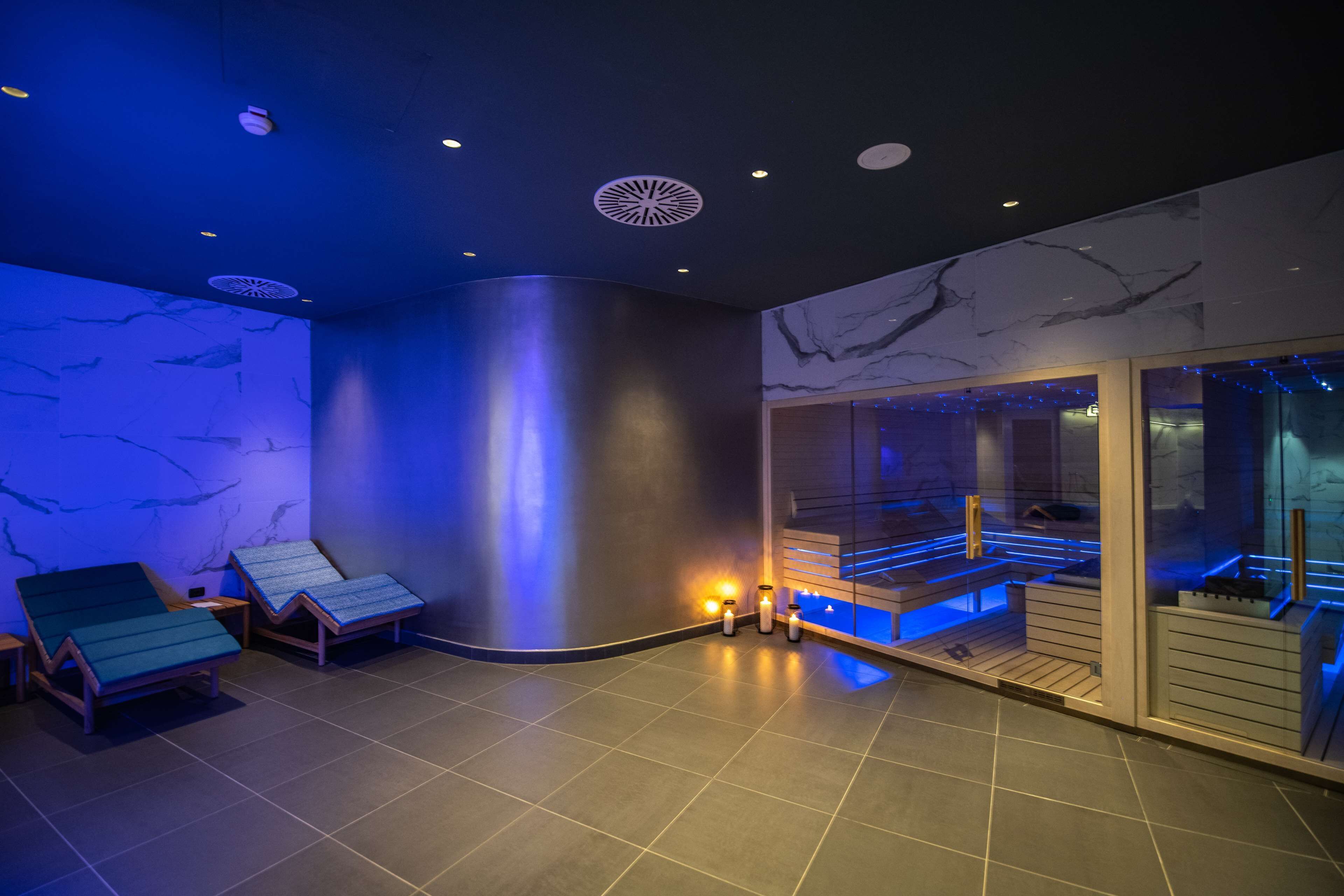 couples treatment room(s), sauna, steam room, body treatments