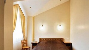 In-room safe, desk, free WiFi - Riverside Hotel (Riga)