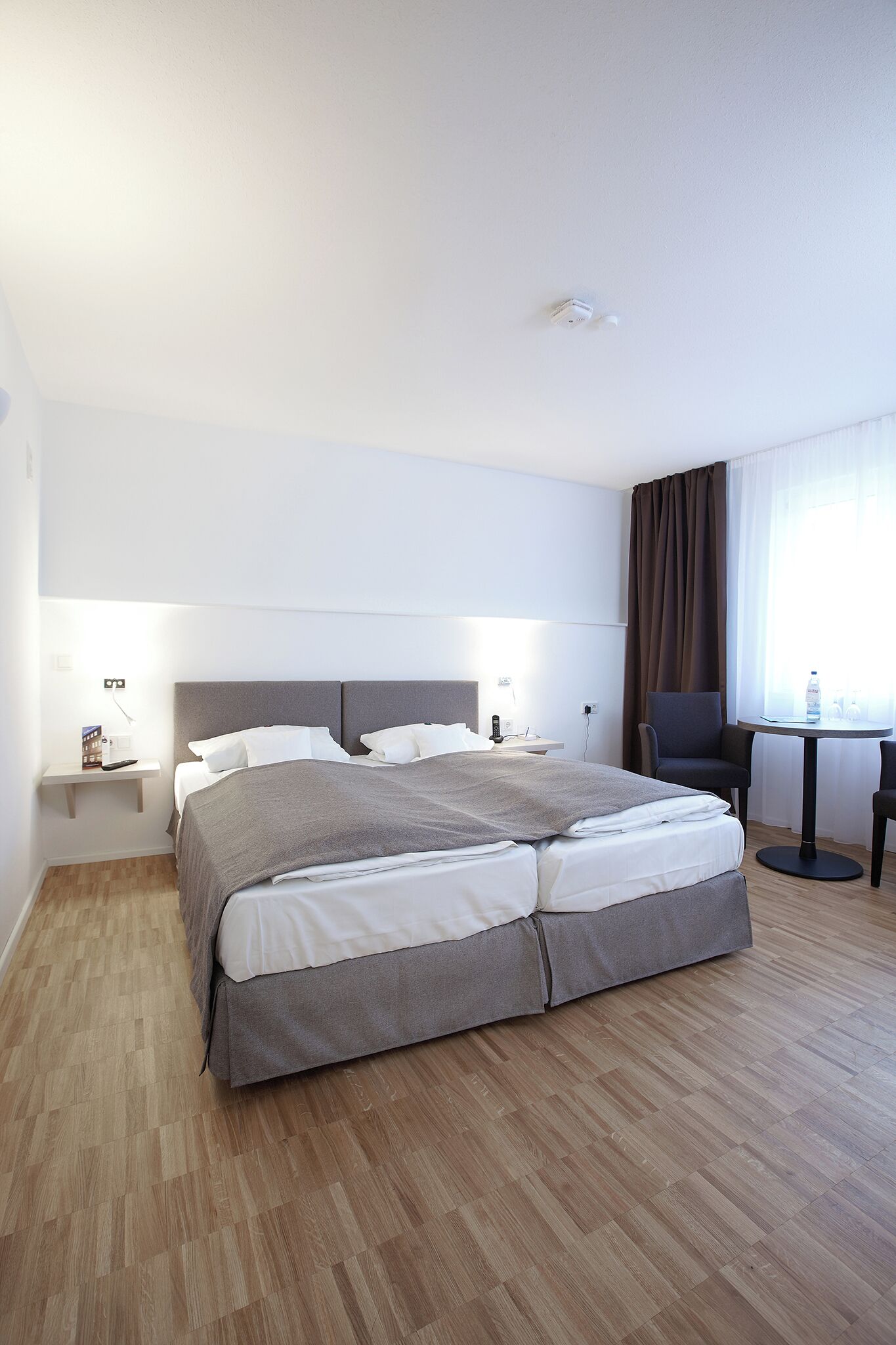 Habitación Confort doble (Pavillon) | Ropa de cama hipoalergénica y espacio para trabajar con un portátil