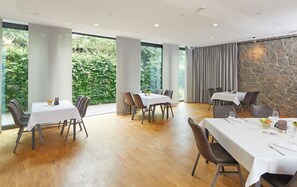 Petit déjeuner compris tous les jours