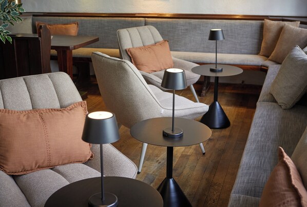 Bar lounge