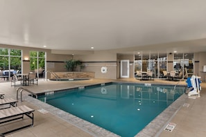 Indoor pool - Cambria Hotel Columbus - Polaris (Columbus)
