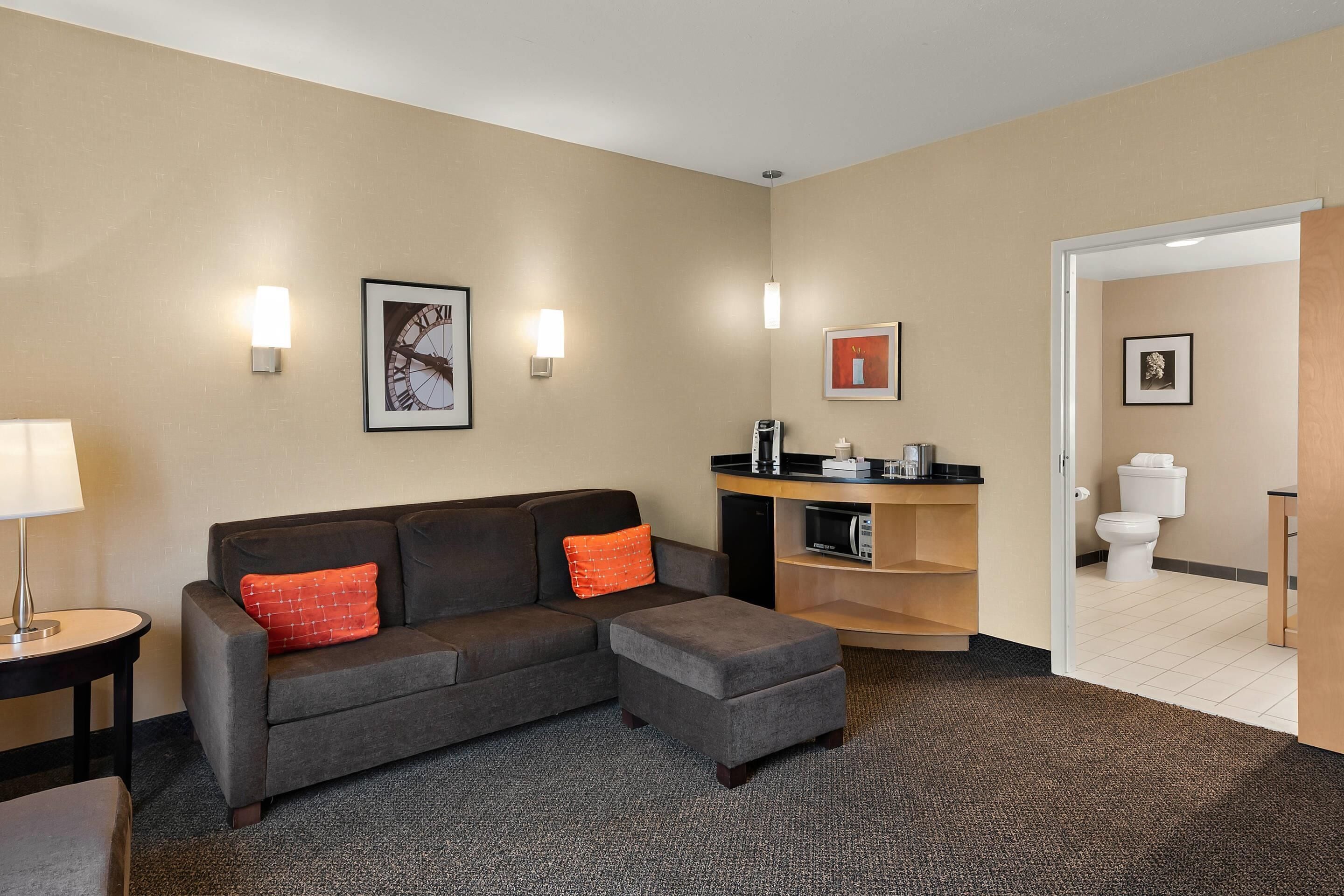 suite, 1 king bed with sofa bed, non smoking (upgrade) | premium bedding, pillow-top beds, desk, laptop workspace