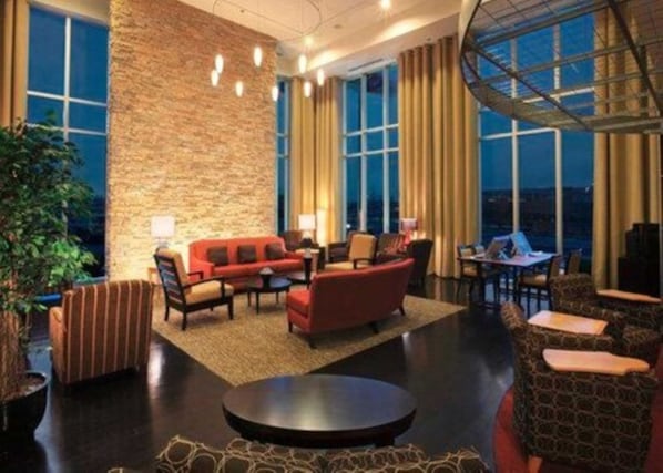 Sala de estar en el lobby