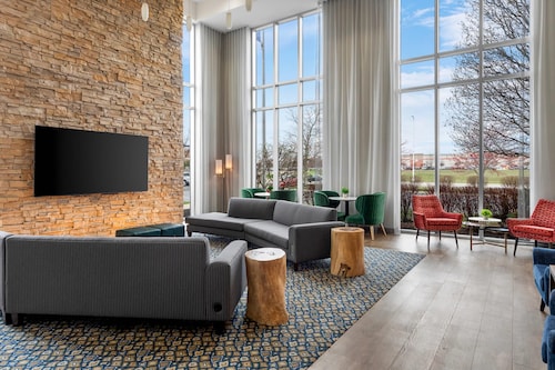 Cambria Hotel Columbus - Polaris