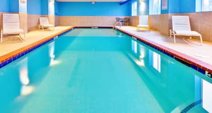 Holiday Inn Express Hotel & Suites BYRAM by IHG