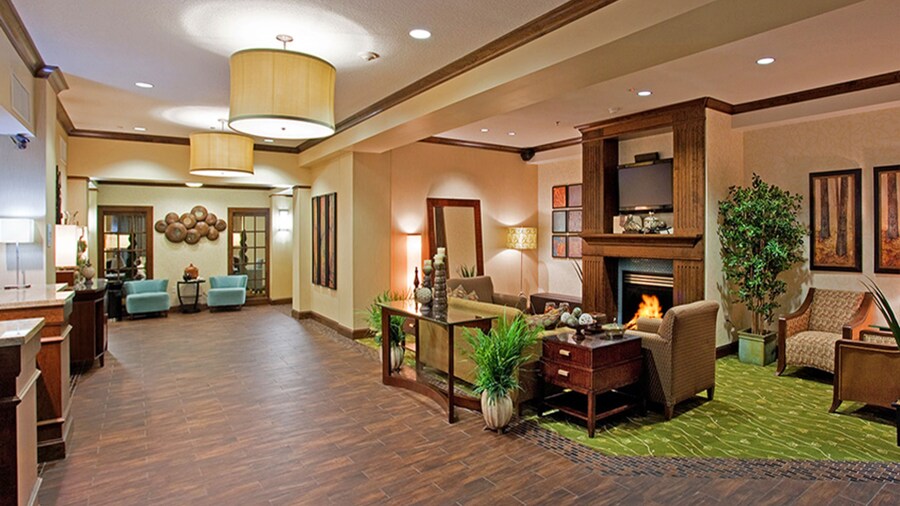 Holiday Inn Express & Suites Logan by IHG