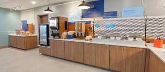 Holiday Inn Express & Suites Logan by IHG