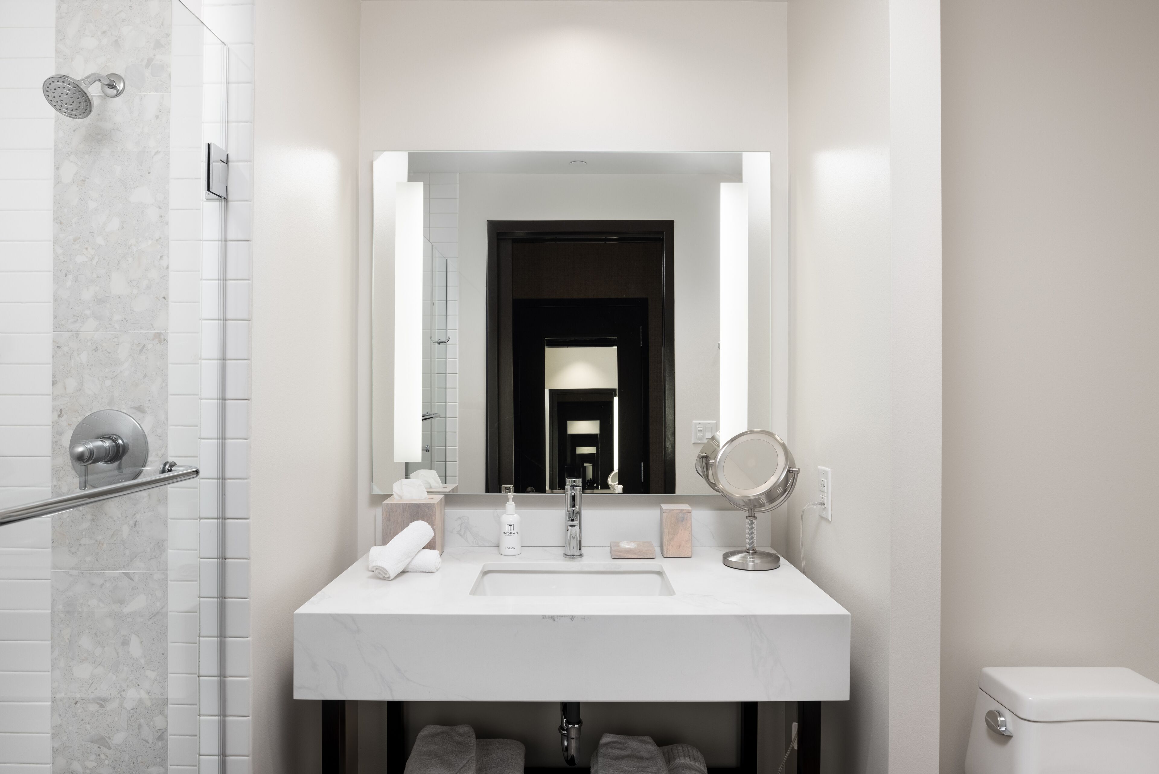 egyptian cotton sheets, premium bedding, pillow-top beds, minibar