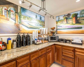 Breakfast area