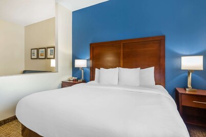 Comfort Inn & Suites Yuma I-8