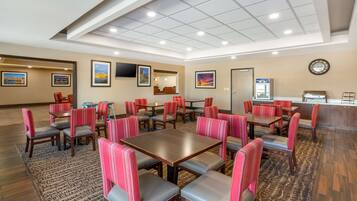 Free daily continental breakfast