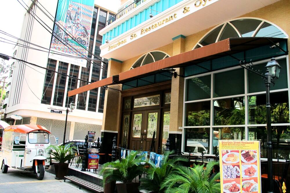 Bourbon St Boutique Hotel