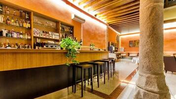 Bar (en el alojamiento)