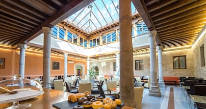 Hotel Palacio San Facundo