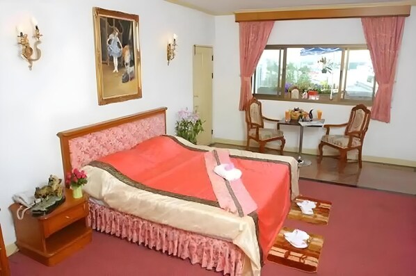 Desk, iron/ironing board