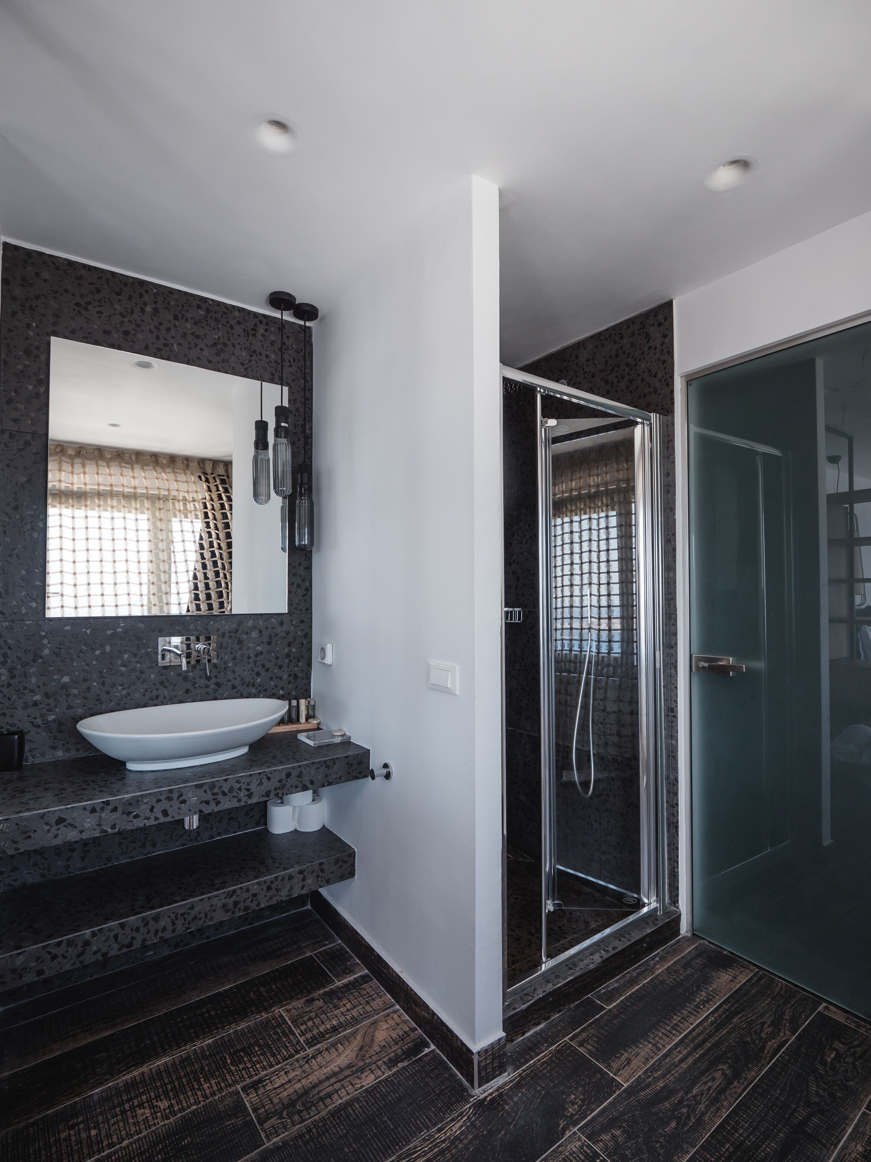 honeymoon suite, private pool, sea view (master) | bathroom | free toiletries, hair dryer, bathrobes, slippers