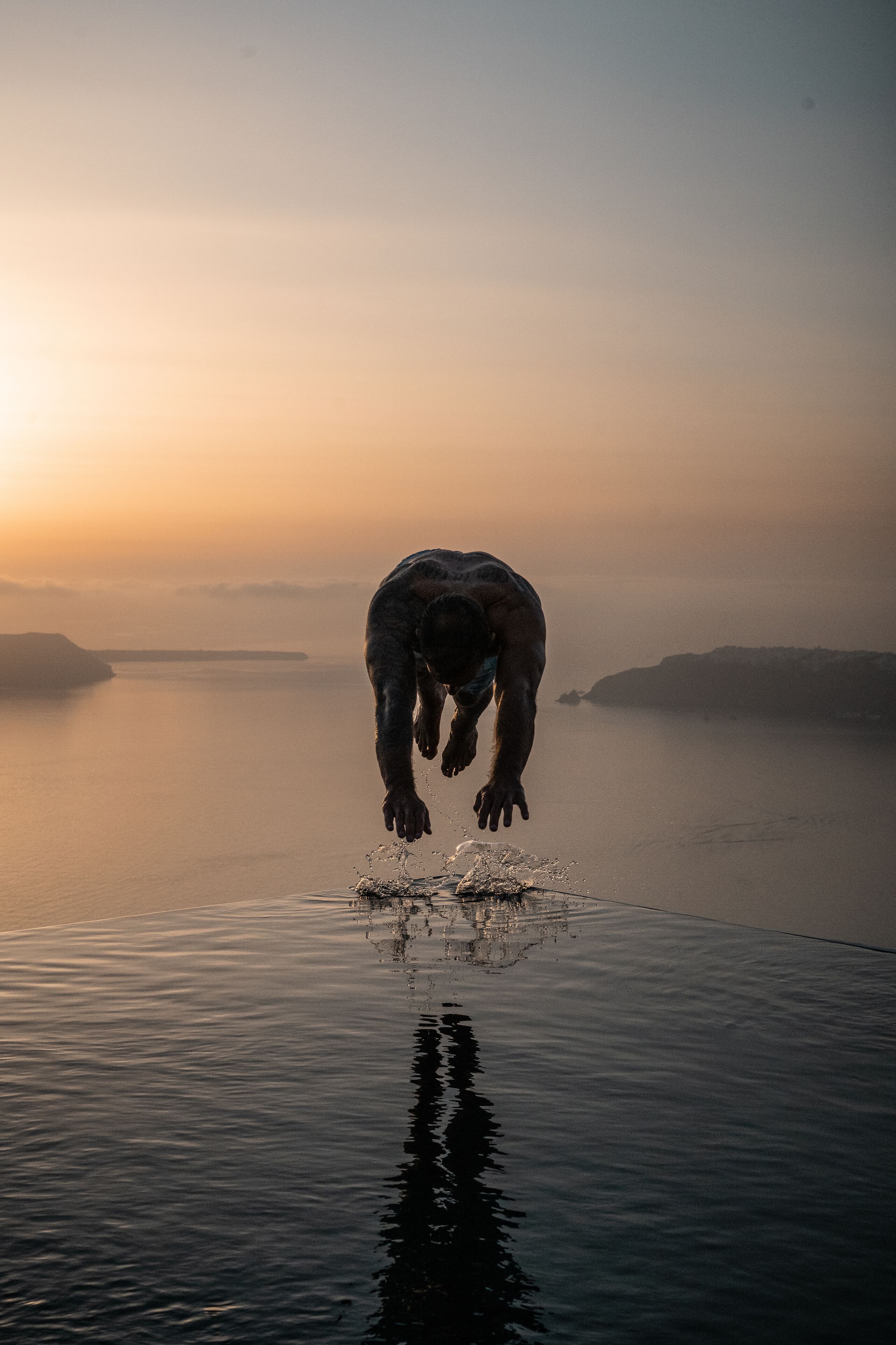 seasonal outdoor pool, free pool cabanas, pool loungers