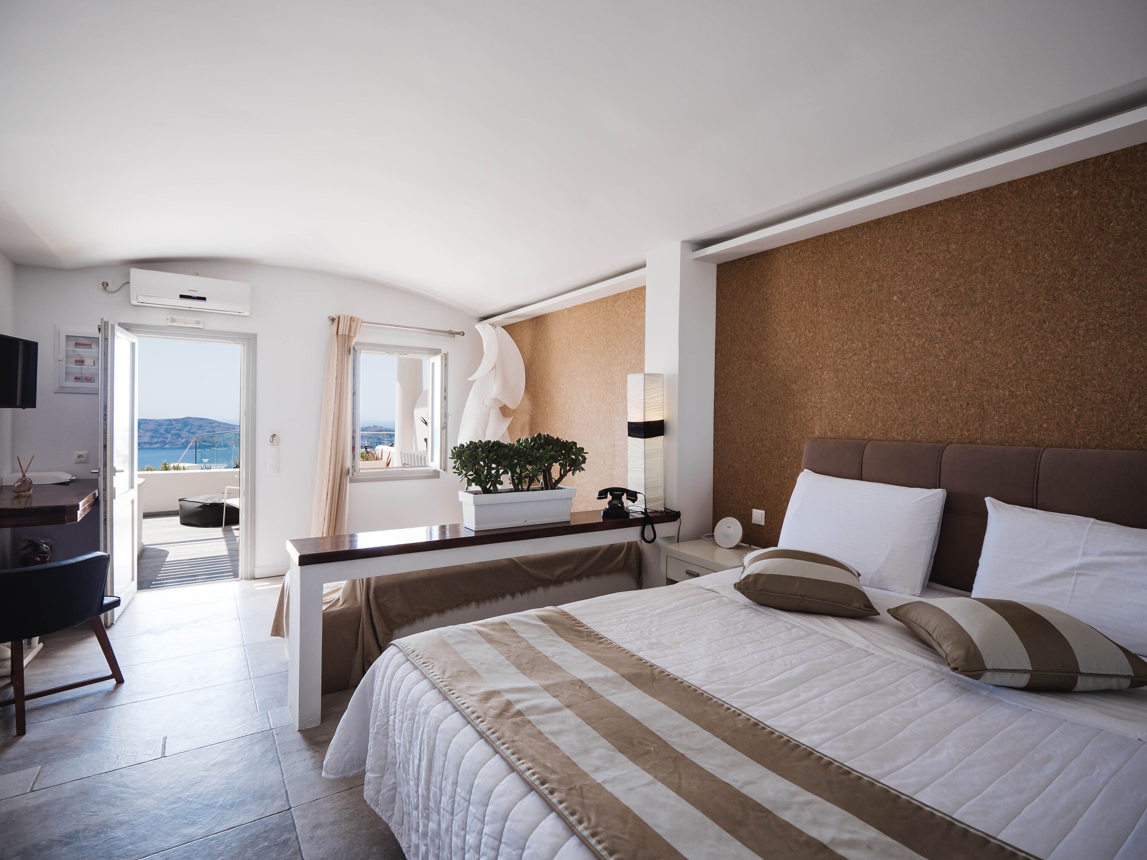 suite, hot tub, sea view | 1 bedroom, premium bedding, in-room safe, individually decorated