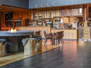 3 barer/lounger, sportsbar og sportsbar