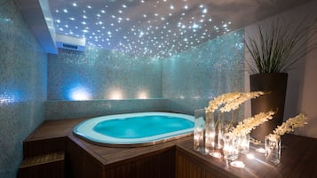 Bain à remous intérieur