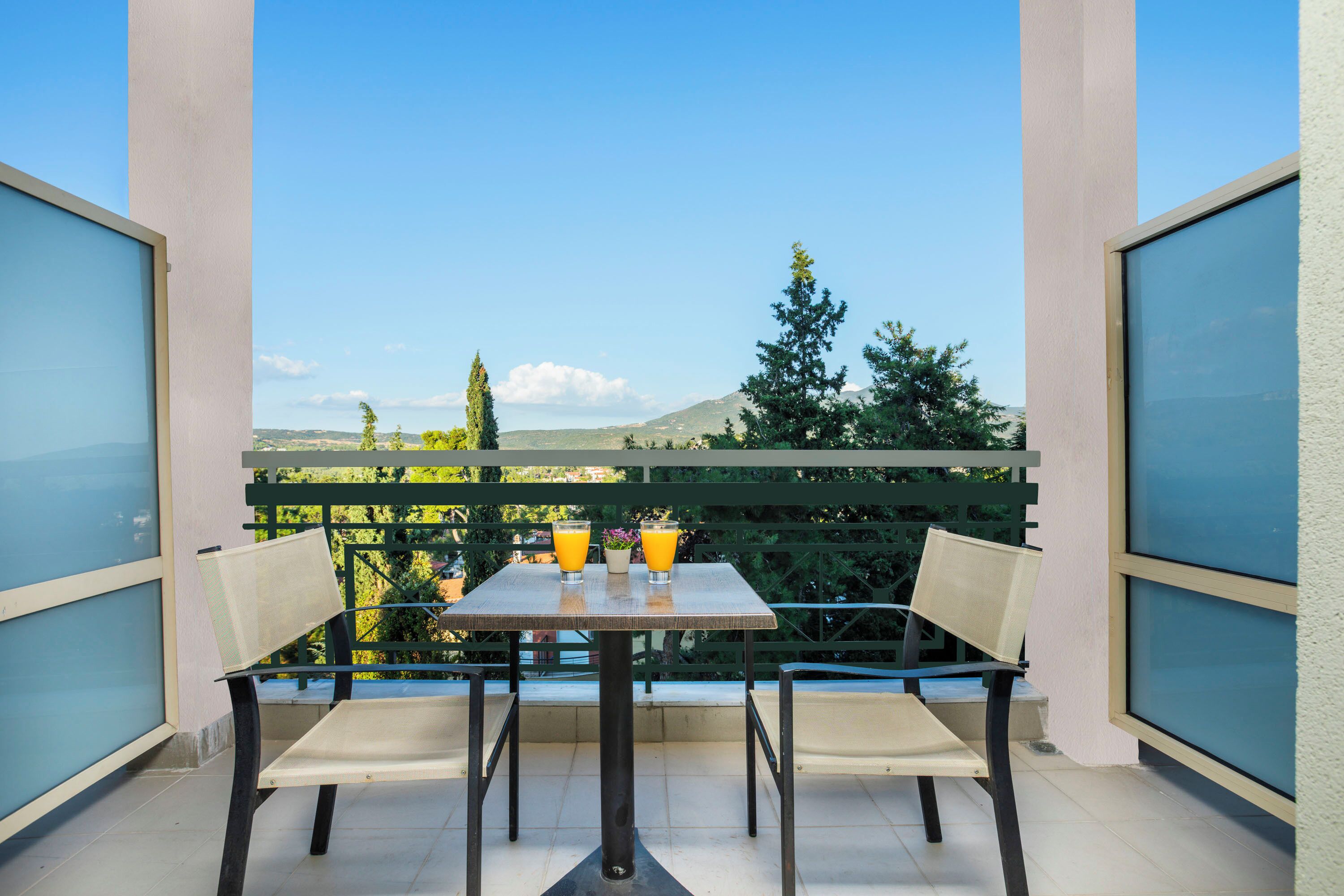 Chambre Triple Confort | Balcon