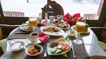 Petit déjeuner buffet