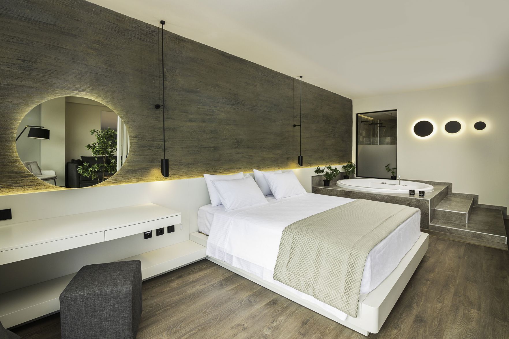 1 habitación y artículos del minibar gratis 