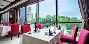 Daily buffet breakfast for a fee - Holiday Inn Changzhou Wujin by IHG (Changzhou)