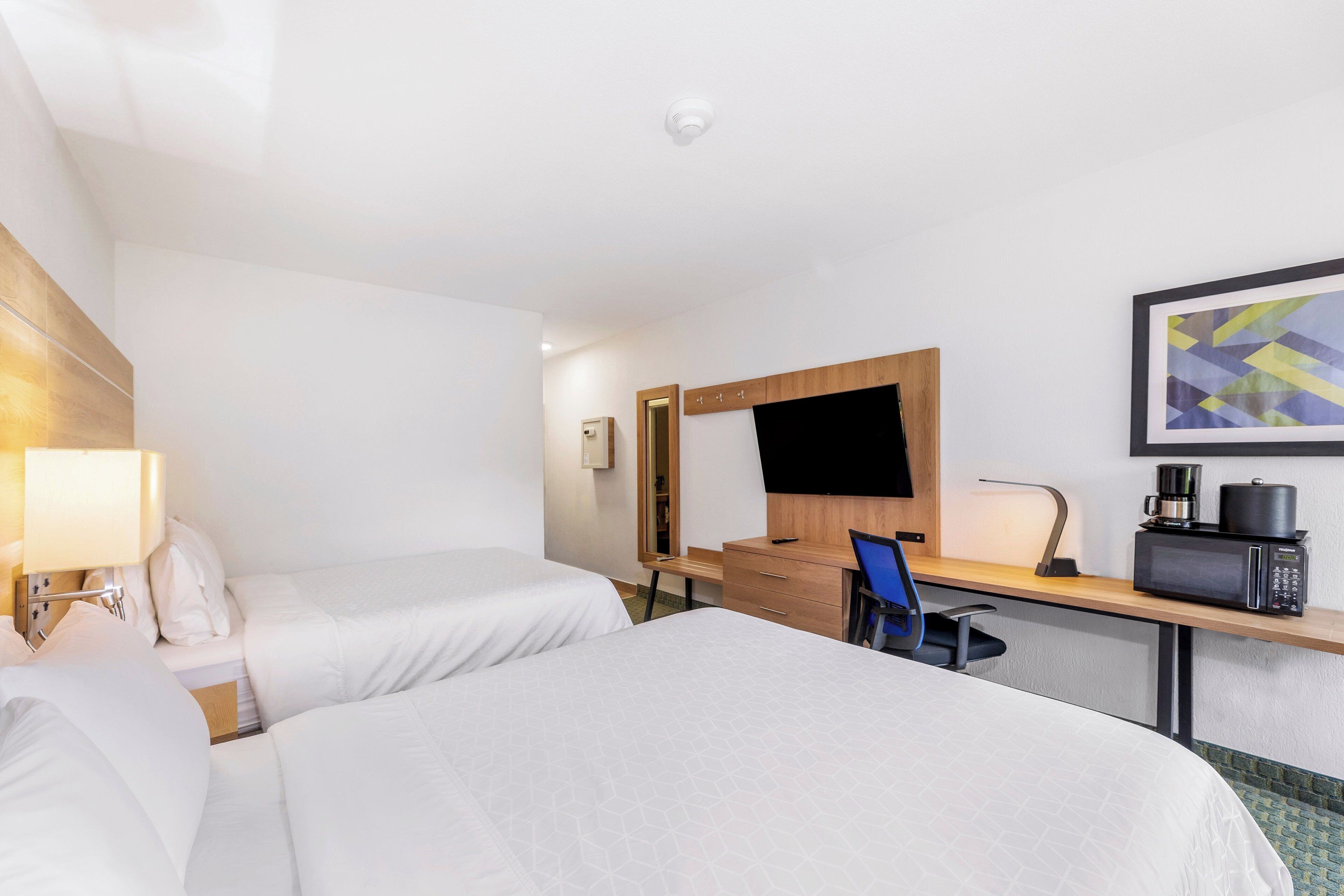 Premium bedding, in-room safe, desk, soundproofing