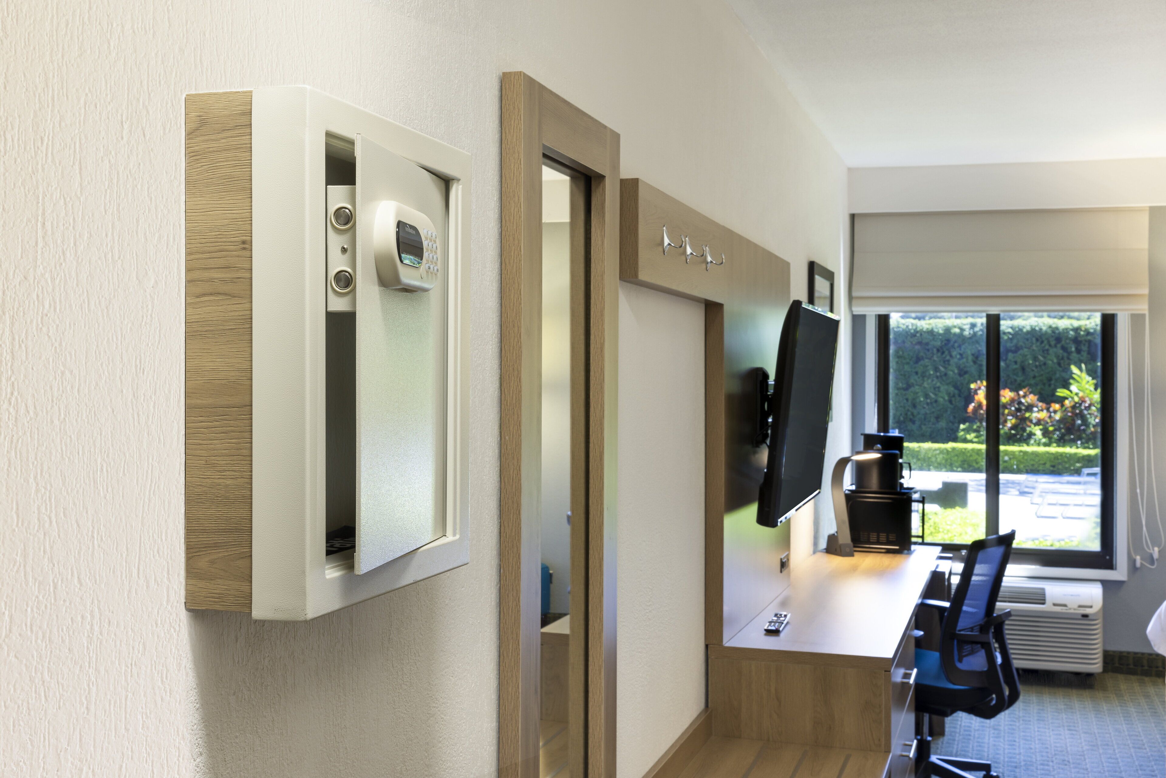 standard room, 2 queen beds, microwave, pool view | 1 bedroom, premium bedding, in-room safe, desk