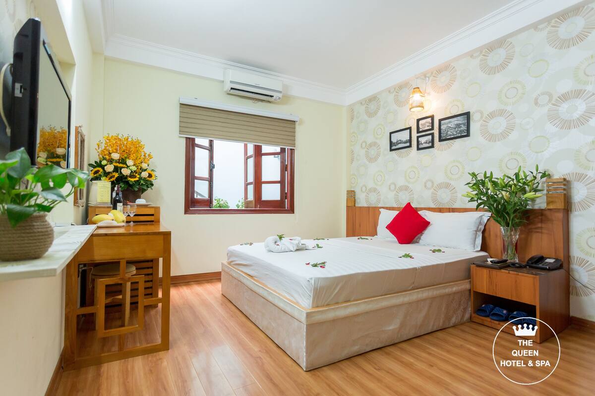 Superior Room | Premium bedding, down comforters, Select Comfort beds, minibar