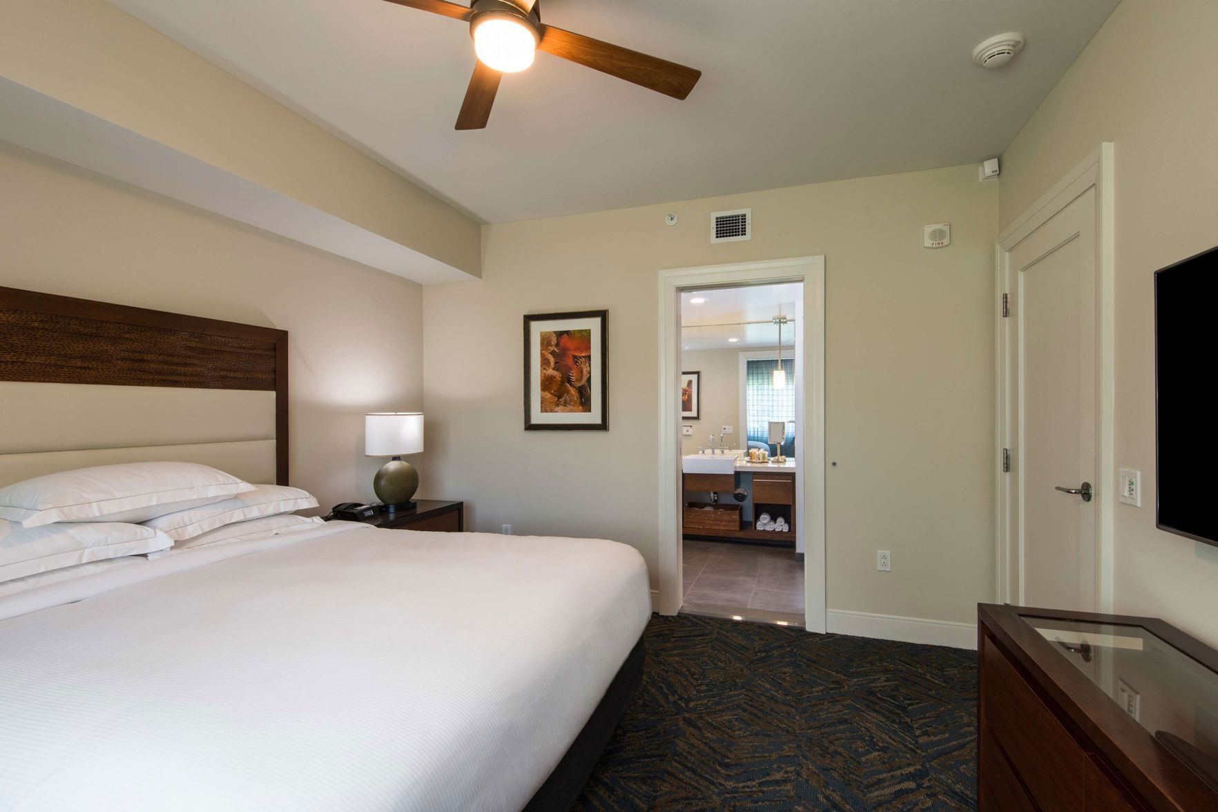 Sängtillbehör av högsta kvalitet, duntäcken och bäddmadrasser