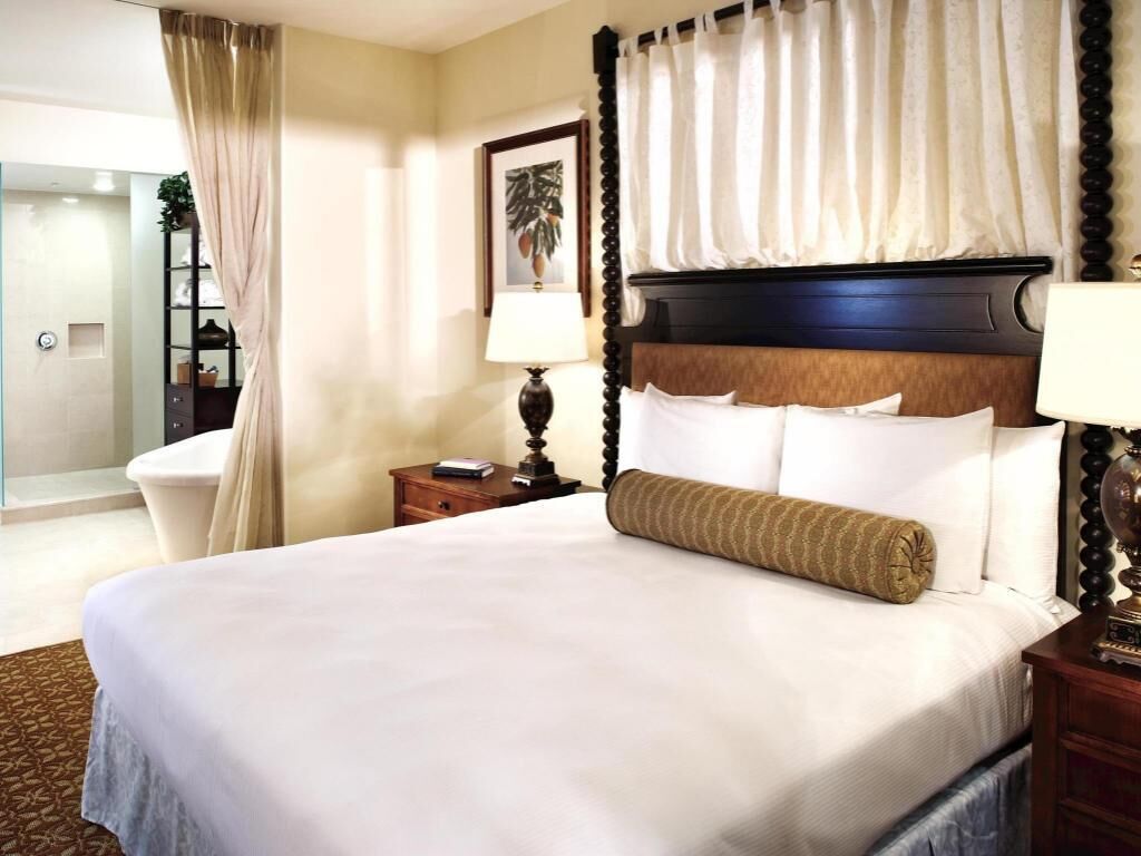 Sängtillbehör av högsta kvalitet, duntäcken och bäddmadrasser