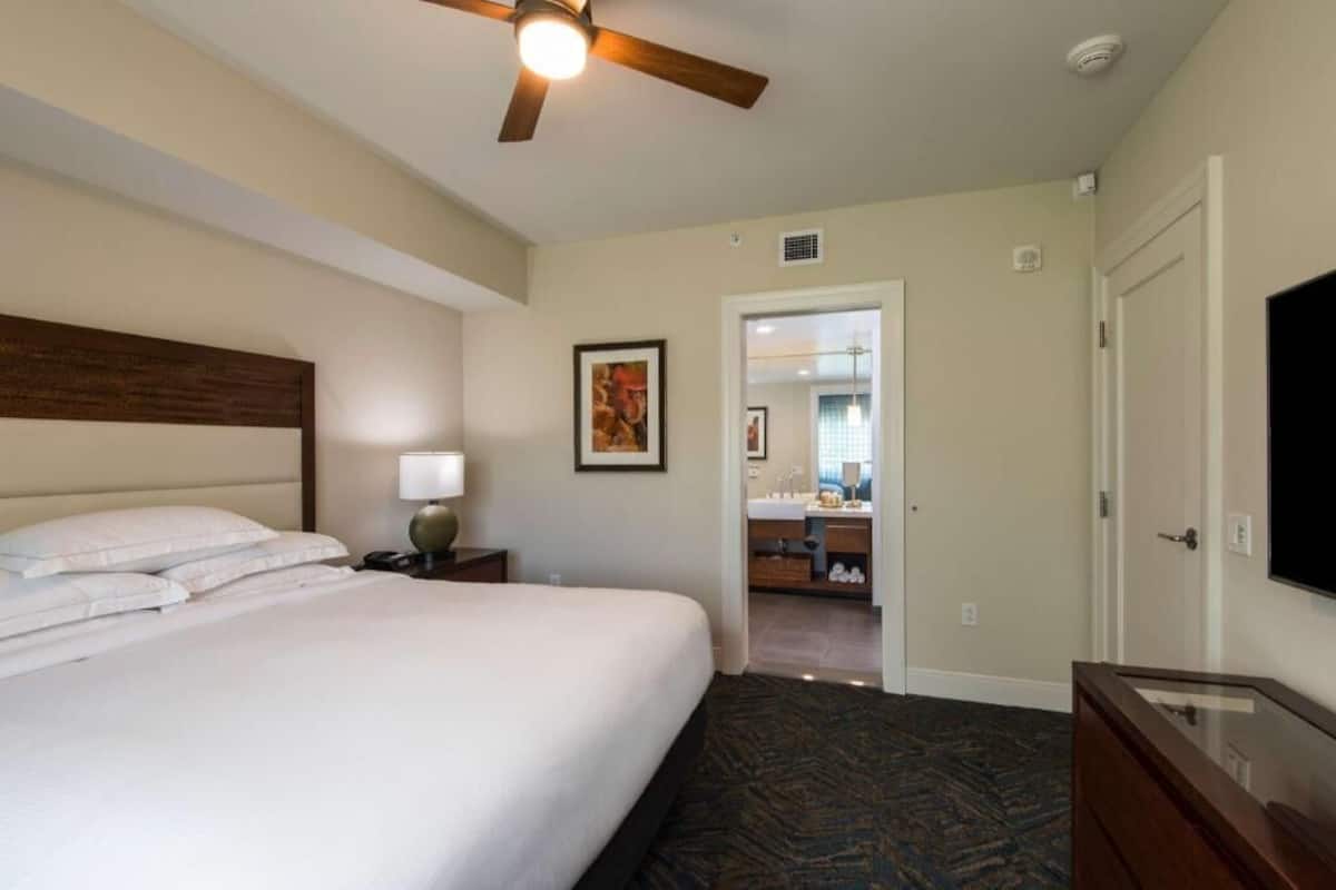 Premium bedding, down comforters, pillowtop beds, in-room safe