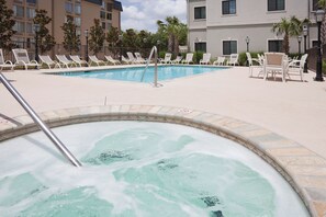 Pool - Staybridge Suites Lafayette by IHG (Lafayette)