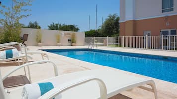 Alberca al aire libre