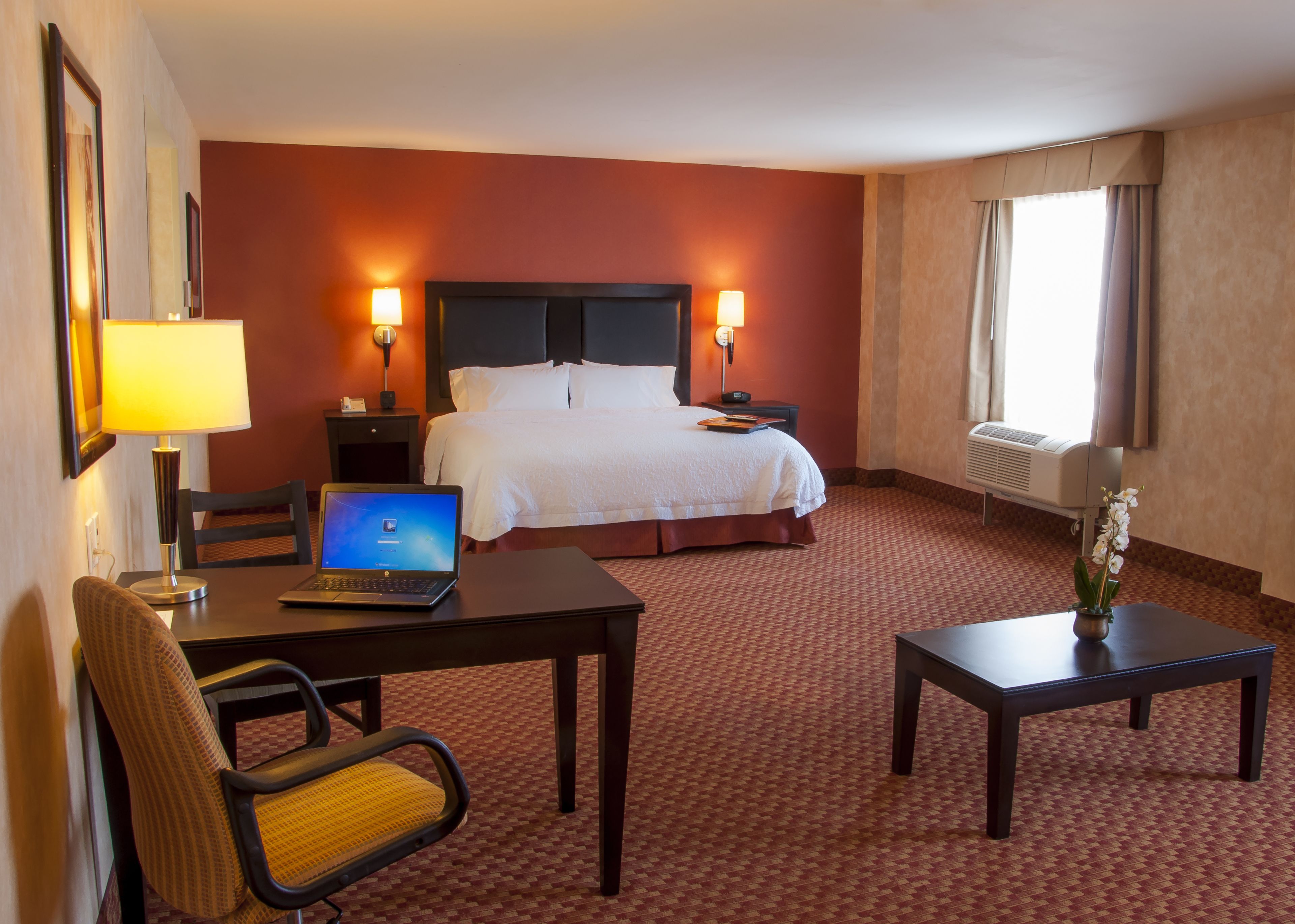 suite, 1 king bed, non smoking | premium bedding, minibar, in-room safe, blackout curtains