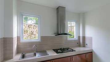 Vila, 4 kamar tidur | Dapur kecil pribadi | Mesin pembuat kopi/teh dan ketel listrik