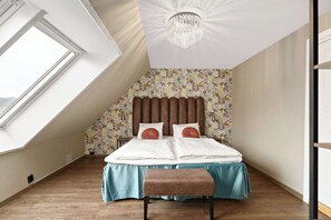 Standard Apartment, 2 Twin Beds, Non Smoking, Kitchen (with Sofabed) | 1 bedroom, Egyptian cotton sheets, hypo-allergenic bedding - Ole Bull, Best Western Signature Collection (Bergen)