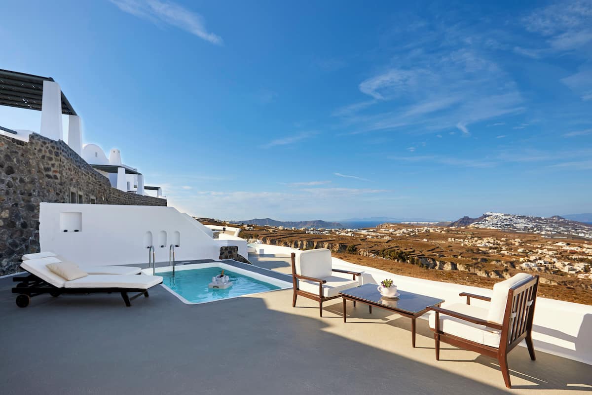 Lava Residence Suite with Heated Pool and Panoramic View | 1 bedroom, Egyptian cotton sheets, premium bedding, down comforters
