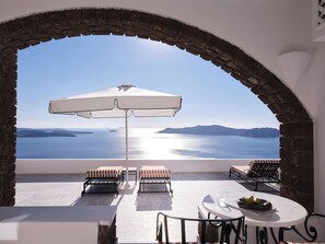 Senior Suite, Sea View | Terrace/patio - San Antonio (Santorini)