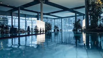 Indoor pool, outdoor pool