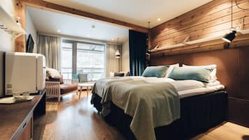 Deluxe Room | Pengeskab på værelset, skrivebord, mørklægningsgardiner, gratis Wi-Fi