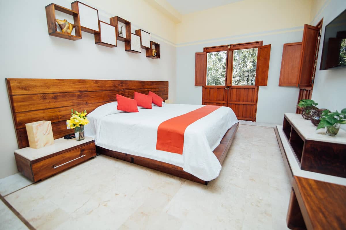 1 bedroom, premium bedding, in-room safe, individually decorated