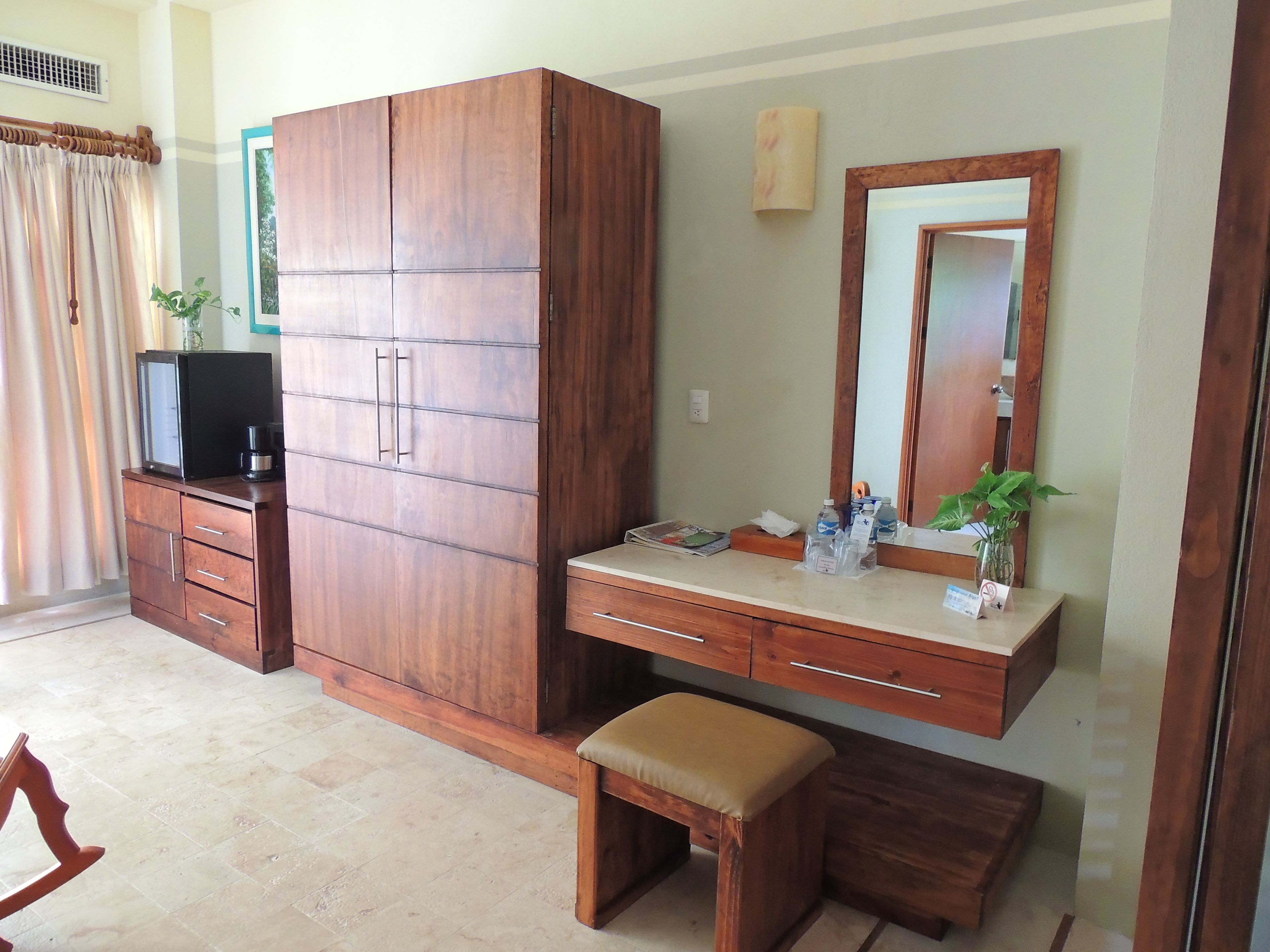 junior suite | living area