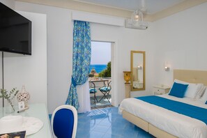 Standaard tweepersoonskamer | Luxe beddengoed, donsdekens, pillowtop-bedden, een minibar