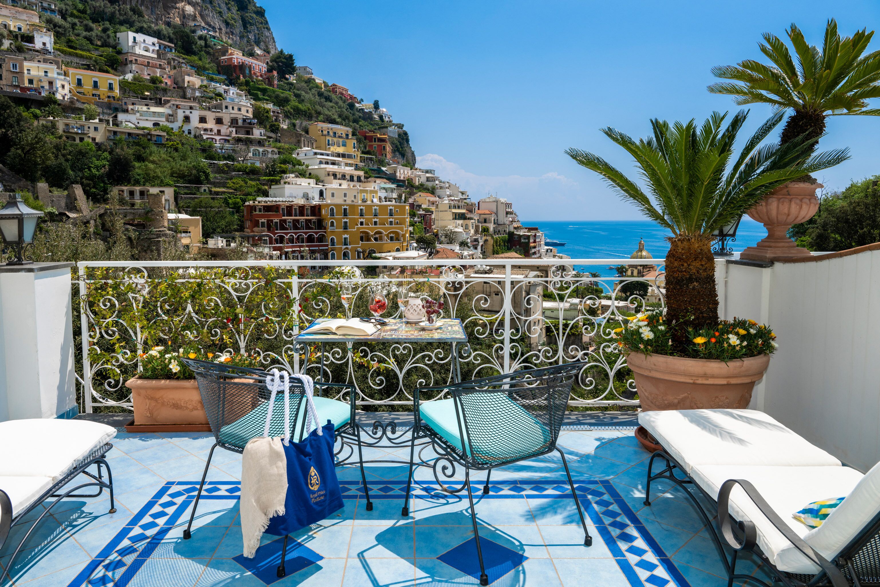 junior suite | terrace/patio