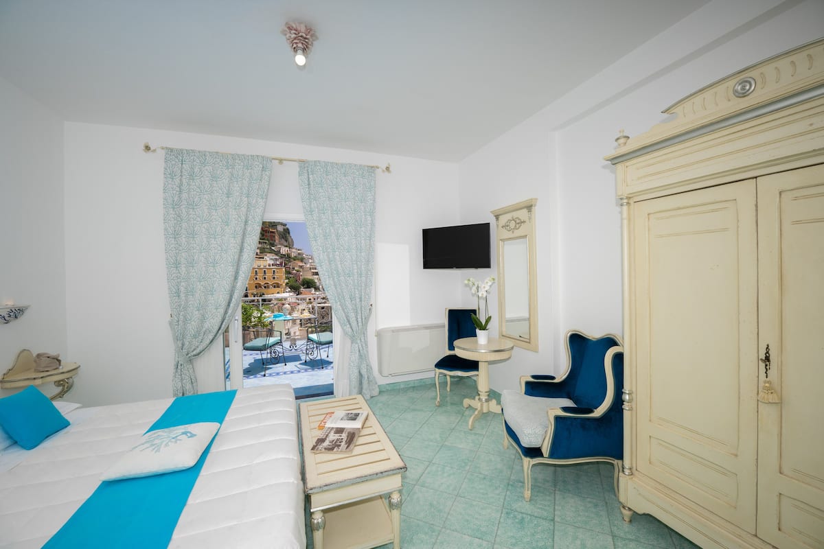 Executive Double Room | Peralatan tempat tidur premium, gebar bulu kapas, tilam berlapik